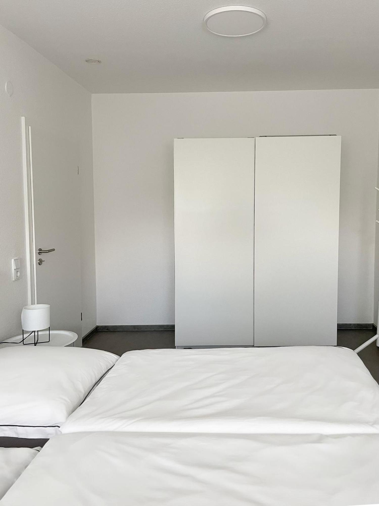Heide Apartments シュネーヴァーディンゲン 部屋 写真