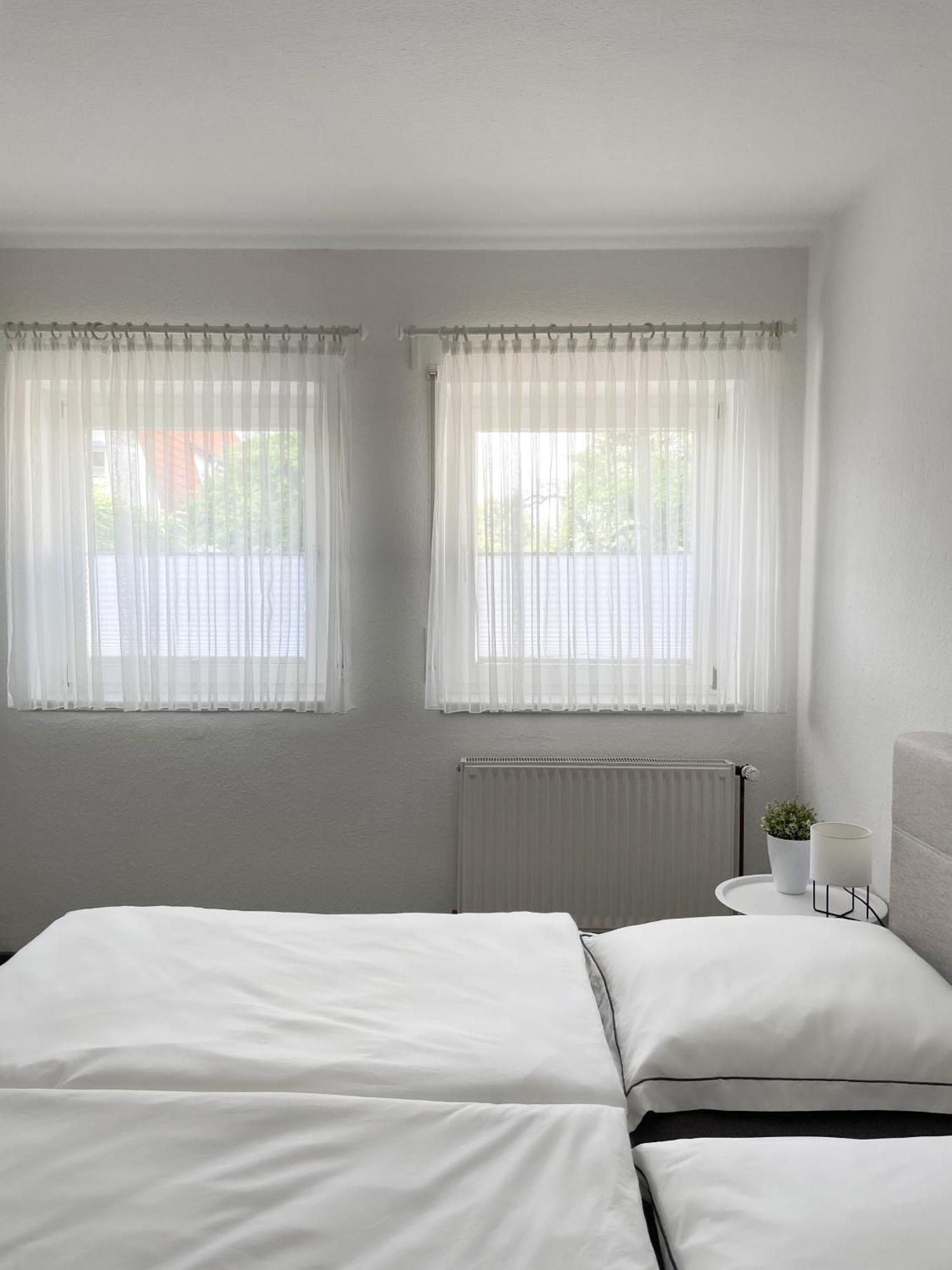 Heide Apartments シュネーヴァーディンゲン 部屋 写真
